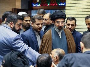 Iran Jelang Kekuasaan Dinasti Khamenei?