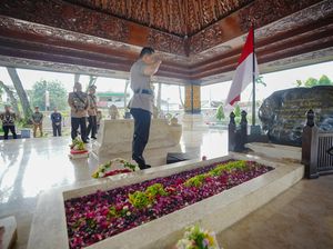 Kapolri Jelaskan Makna Rangkaian Ziarah ke Makam Habibie hingga Bung Karno Kapolri Jelaskan Makna Rangkaian Ziarah ke Makam Habibie hingga Bung Karno