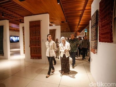 Mengenal Peta Sebaran Tenun Nusantara di TMII