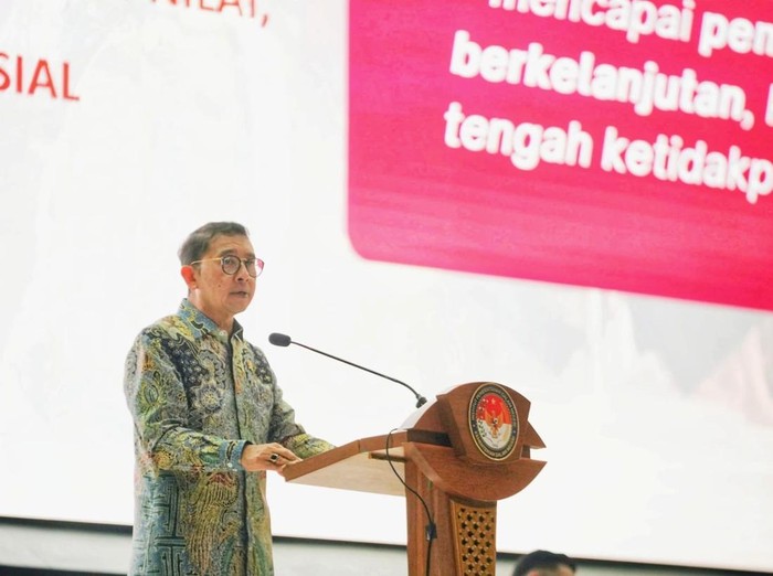 Menteri Kebudayaan RI Fadli Zon Menteri Kebudayaan RI Fadli Zon, hadir selaku narasumber dalam acara Orientasi Kepemimpinan Kepala Daerah dan Wakil Kepala Daerah Tahun 2025.