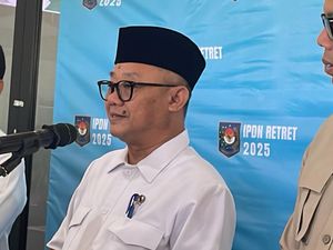 Mendikdasmen: Tak Ada Kata Sekolah Gratis dalam Putusan MK Mendikdasmen: Tak Ada Kata Sekolah Gratis dalam Putusan MK