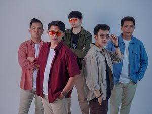 2 Vokalis Band Dipadukan dalam Ketulusan Cinta 2 Vokalis Band Dipadukan dalam Ketulusan Cinta