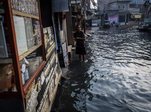Waspada! Ada Potensi Banjir Pesisir di Jakarta pada 22-28 Oktober Waspada! Ada Potensi Banjir Pesisir di Jakarta pada 22-28 Oktober