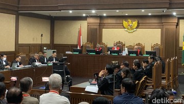 Jaksa Tanya Hasto soal Awal Pertemuan dengan Harun Masiku