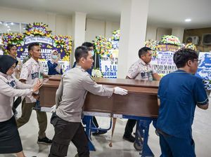 Guide Gunung Rinjani yang Membawa Juliana Akhirnya Diperiksa Polisi Guide Gunung Rinjani yang Membawa Juliana Akhirnya Diperiksa Polisi