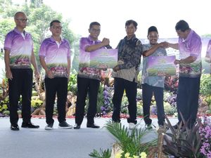 Bangun Kemandirian Desa, Kejagung & Kemendes Luncurkan Jaksa Garda Desa Bangun Kemandirian Desa, Kejagung & Kemendes Luncurkan Jaksa Garda Desa