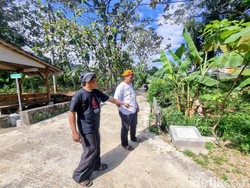 Viral Video Bocah Review Jalan Rp 190 Juta di Ponorogo, Ini Kata Pemdes Pager