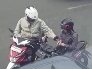 Heboh Personel Satlantas Polrestabes Medan Pungli Pengendara Rp 100 Ribu Heboh Personel Satlantas Polrestabes Medan Pungli Pengendara Rp 100 Ribu