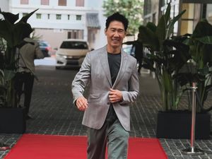 Pesona Pria Matang, Umur 60 Tahun Masih Bugar dan Awet Muda Pesona Pria Matang, Umur 60 Tahun Masih Bugar dan Awet Muda