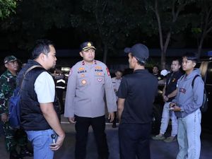 Bikin Resah, Juru Parkir Liar Getok Tarif Rp 30 Ribu di Jakbar Ditangkap Bikin Resah, Juru Parkir Liar Getok Tarif Rp 30 Ribu di Jakbar Ditangkap