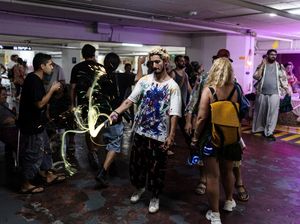 Israel Sarankan Warga Main Aplikasi Kencan dalam Bunker