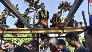 Ribuan Warga Ikuti Tradisi Mandi Balimau di Sungai Batang Merao