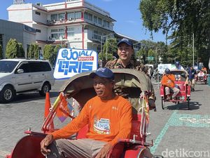 Becak Solo Bisa Bayar Pakai QRIS, Walkot: Tarif Kalau Bisa Per Km Becak Solo Bisa Bayar Pakai QRIS, Walkot: Tarif Kalau Bisa Per Km