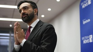 Sindiran Trump ke Politikus Muslim Cawalkot New York