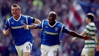 Rangers finis di peringkat kedua pada Liga Premier Skotlandia 2011/2012. Namun, Rangers harus degradasi hingga divisi keempat. Mereka dinyatakan bangkrut akibat masalah finansial dan penggelapan pajak (Foto: Getty Images/Ian Walton)