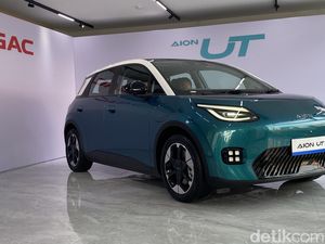Mobil Listrik Termurah AION Segera Meluncur, Sudah Bisa Dipesan Sekarang! Mobil Listrik Termurah AION Segera Meluncur, Sudah Bisa Dipesan Sekarang!