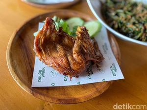 Bebek Madura Bumbu Pekat dan Ayam Gosong yang Memanjakan Lidah Bebek Madura Bumbu Pekat dan Ayam Gosong yang Memanjakan Lidah