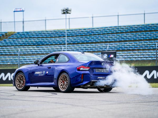 Potret Mobil BMW Gratis yang Didapat Marc Marquez