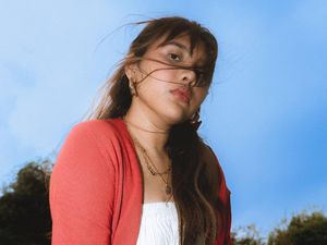 Lika-liku Kehidupan Caecillia dalam Apa Yang Kau Sebut Rumah? Lika-liku Kehidupan Caecillia dalam Apa Yang Kau Sebut Rumah?