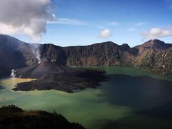 Pasca Karhutla, Jalur Pendakian Rinjani via Senaru Kembali Dibuka