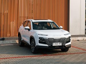 Ramai Pabrikan China Turunkan Harga, Jetour Dashing dan X70 Plus Jadi Segini Ramai Pabrikan China Turunkan Harga, Jetour Dashing dan X70 Plus Jadi Segini