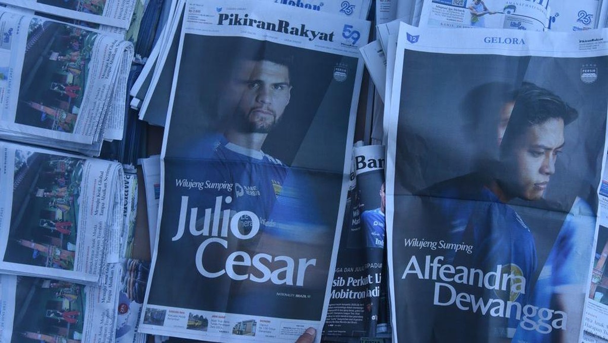 Julio Cesar dan Alfeandra Dewangga jadi pemain anyar Persib Bandung. (Foto: dok. Persib)