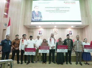 Kemensos Santuni Keluarga Korban Penembakan KKB & Kebakaran di Kendari Kemensos Santuni Keluarga Korban Penembakan KKB & Kebakaran di Kendari