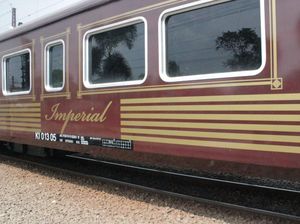 Kereta Wisata Imperial, Status Boleh Kereta Tambahan, tapi Fasilitas Bikin Nyaman Kereta Wisata Imperial, Status Boleh Kereta Tambahan, tapi Fasilitas Bikin Nyaman
