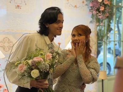 Momen Lamaran Nadin Amizah dan Faishal Tanjung, Anggun dengan Kebaya Vintage