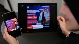 Perkuat Pengalaman Roaming, Telkomsel Luncurkan 2 Paket RoaMAX Terbaru