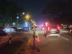 Polisi Sebut Macet di Kawasan PRJ Kemayoran Sudah Terurai, Anggota Siaga Polisi Sebut Macet di Kawasan PRJ Kemayoran Sudah Terurai, Anggota Siaga