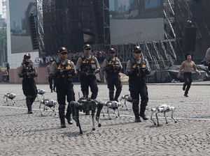 Video: Berapa Sih Biaya Bikin Satu Robot Anjing K9 Polri? Video: Berapa Sih Biaya Bikin Satu Robot Anjing K9 Polri?