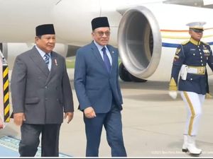 Video: Momen Presiden Prabowo Sambut Kedatangan Anwar Ibrahim ke Jakarta Video: Momen Presiden Prabowo Sambut Kedatangan Anwar Ibrahim ke Jakarta