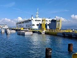 Cuaca Ekstrem, Waspada Gelombang Tinggi-Angin Kencang di Selat Bali