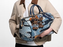 Demam Labubu, Louis Vuitton Rilis Bag Charm Mewah Harga Puluhan Juta