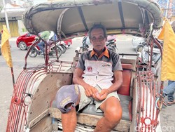 Kisah Paimin Tukang Becak di Tugu, Kesepian di Tengah Ramainya Jogja
