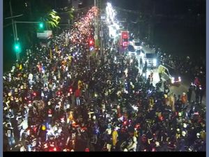 Heboh Ratusan Pesilat Tumplek Blek Penuhi Jalanan Surabaya Saat Suroan