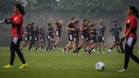 Timnas Putri Gaspol Latihan jelang Duel Lawan Kirgistan