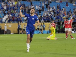 Chelsea akhirnya memastikan kemenangannya jadi 4-1 lewat gol pamungkas Kiernan Dewsbury-Hall di menit ke-117. Si Biru memenangi drama laga 120 menit yang melahirkan 5 gol itu. (Foto: JIM DEDMON/IMAGN IMAGES via Reuters)