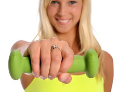 Jangan Pakai Cincin saat Nge-gym, Pakar Jelaskan Bahayanya