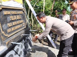 Polda Bali Resmikan Bantuan Pipa Air Bersih Sepanjang 800 Meter di Jembrana