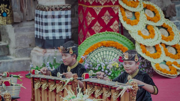 PKB 2025 Seniman dari Sanggar Seni Selendro Agung, Banjar Saren, Desa Sibangkaja, Kecamatan Abiansemal, Badung juga tampil menawan di PKB, Minggu (29/6/2025).