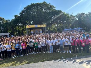 Ribuan Warga Magetan Meriahkan Fun Run HUT Bhayangkara Ribuan Warga Magetan Meriahkan Fun Run HUT Bhayangkara