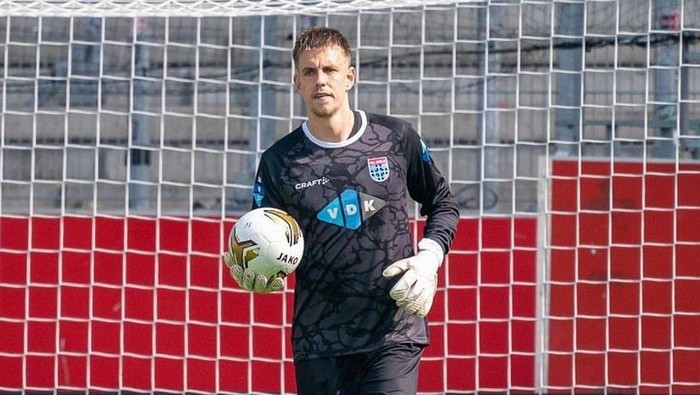 Bali United mendatangkan kiper asing Mike Hauptmeijer dengan durasi kontrak 2 tahun. Bali United mendatangkan kiper asing Mike Hauptmeijer dengan durasi kontrak 2 tahun.