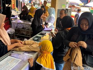 Jelang Tahun Ajaran Baru, Toko Seragam di Kosambi Diserbu Jelang Tahun Ajaran Baru, Toko Seragam di Kosambi Diserbu