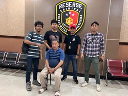 Video Modus Guru Ngaji Cabuli 10 Santri di Tebet: Ajarkan soal Hadas