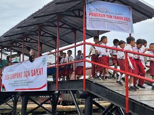 Bangun Jembatan, SBA Wood Industries Dukung Kemajuan Desa di OKI Bangun Jembatan, SBA Wood Industries Dukung Kemajuan Desa di OKI