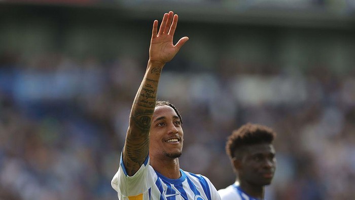 Joao Pedro BRIGHTON, ENGLAND - APRIL 12: Joao Pedro of Brighton & Hove Albion goal celebration after scoring a penalty kick to put Brighton & Hove Albion 1-0 ahead during the Premier League match between Brighton & Hove Albion FC and Leicester City FC at Amex Stadium on April 12, 2025 in Brighton, England. (Photo by Crystal Pix/MB Media/Getty Images)