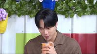 Kai EXO Sebut Menu Warteg hingga Teh Tarik di Indonesia: Enak Beut!