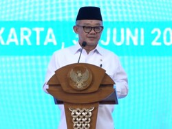Mega Soroti Banyak Anak Muda Tak Tahu Sejarah, Mendikdasmen: Jadi Concern Kami